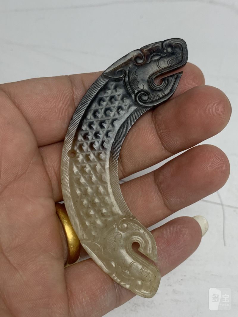 明 白玉龙首璜 - 图6